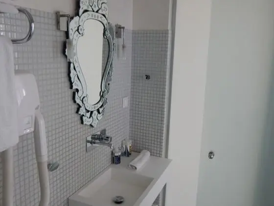 Superior Tek Büyük Yataklı Oda, Şehir Manzaralı