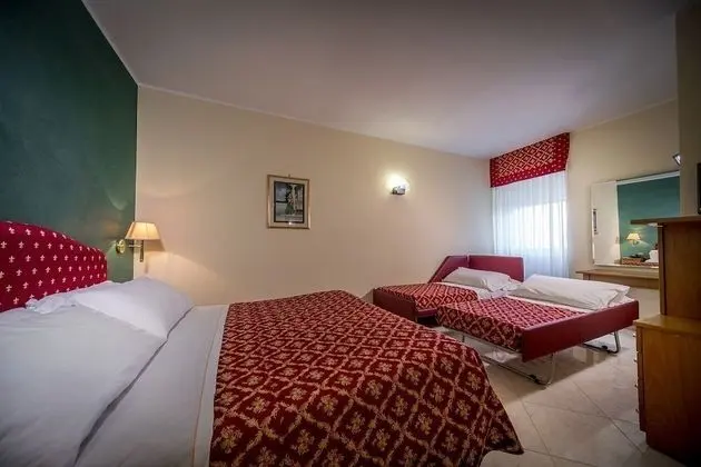 Dört Kişilik Oda