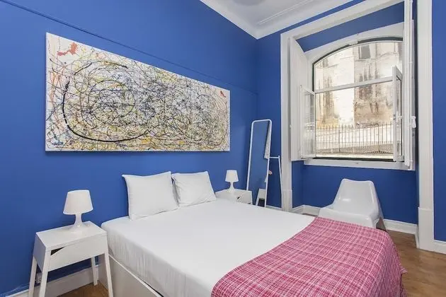 Tek Büyük Yataklı Oda, Ortak Banyo