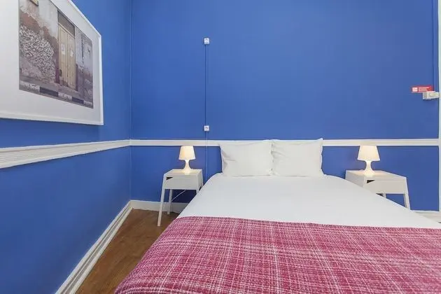 Tek Büyük Yataklı Oda, Ortak Banyo