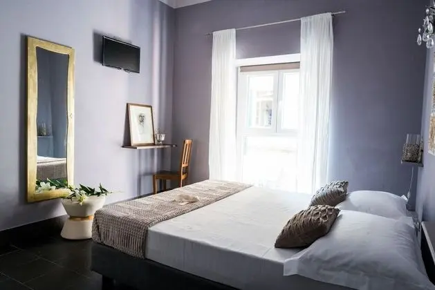 Deluxe Tek Büyük Yataklı Oda (3)