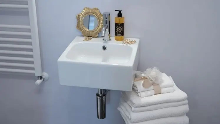 Deluxe Tek Büyük Yataklı Oda (3)