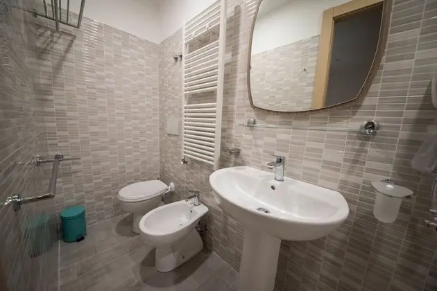 Deluxe Üç Kişilik Oda