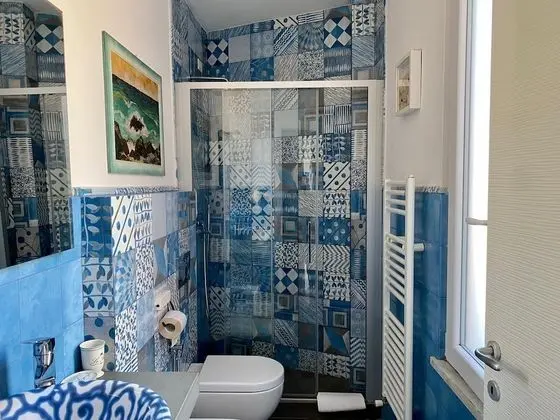 Tek Büyük Yataklı Oda, Deniz Manzaralı (Newport)