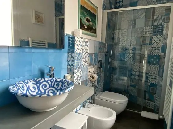 Tek Büyük Yataklı Oda, Deniz Manzaralı (Newport)