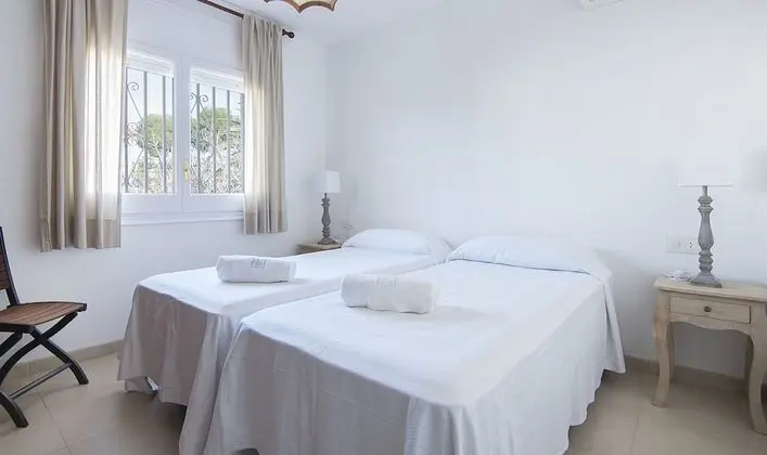 Villa, 4 Yatak Odası, Kişiye Özel Havuzlu