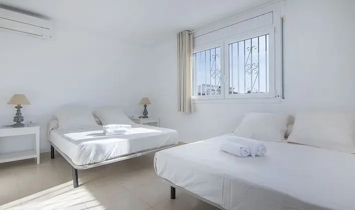 Villa, 4 Yatak Odası, Kişiye Özel Havuzlu