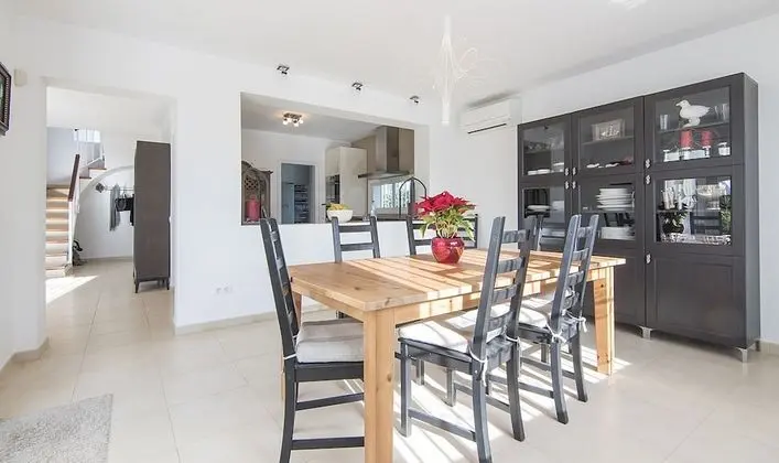 Villa, 4 Yatak Odası, Kişiye Özel Havuzlu