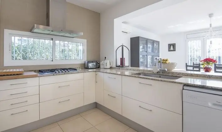 Villa, 4 Yatak Odası, Kişiye Özel Havuzlu