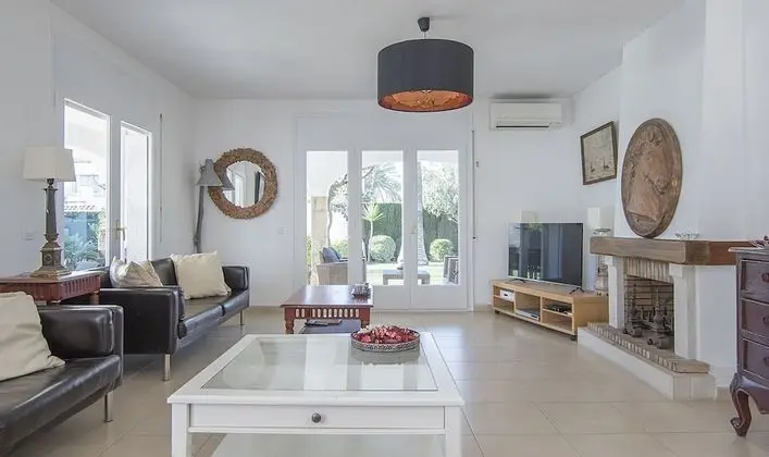 Villa, 4 Yatak Odası, Kişiye Özel Havuzlu