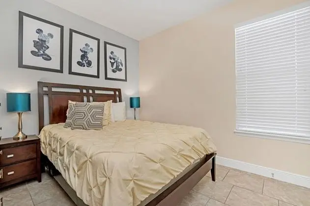 Villa (5132OA 5 bed with games room and spa )