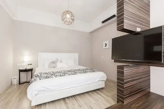 Deluxe Tek Büyük Yataklı Oda