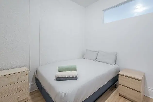 Tek Büyük Yataklı Oda, 1 Çift Kişilik Yatak