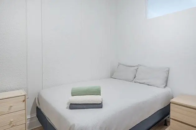 Tek Büyük Yataklı Oda, 1 Çift Kişilik Yatak