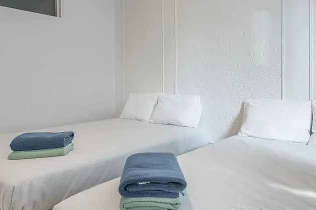 Tek Büyük Yataklı Oda, 1 Çift Kişilik Yatak