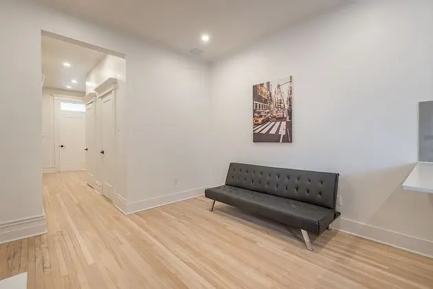 Tek Büyük Yataklı Oda, 2 Çift Kişilik Yatak