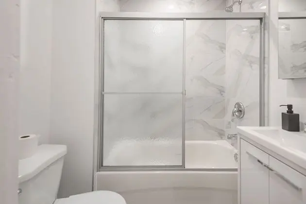 Tek Büyük Yataklı Oda, 2 Çift Kişilik Yatak