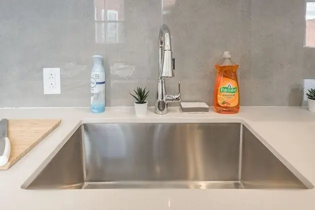 Tek Büyük Yataklı Oda, 1 Çift Kişilik Yatak