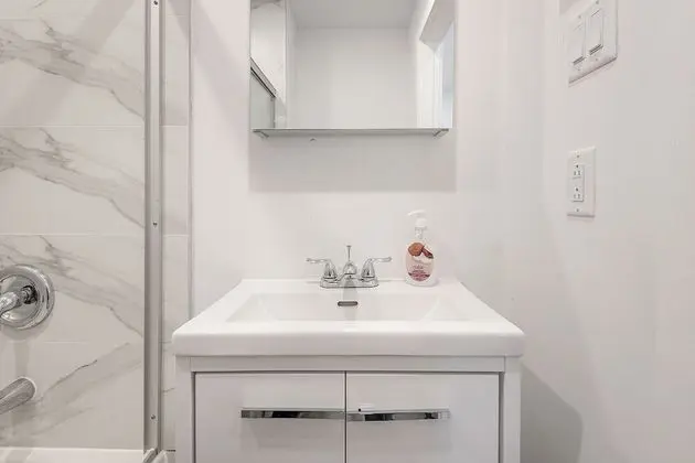 Tek Büyük Yataklı Oda, 1 Çift Kişilik Yatak