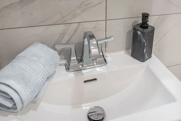 Tek Büyük Yataklı Oda, 1 Çift Kişilik Yatak