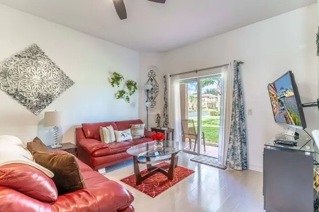 Apart Daire (528 Regal Palms)