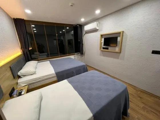 Triple, Dere ve Orman Manzaralı, Balkonlu