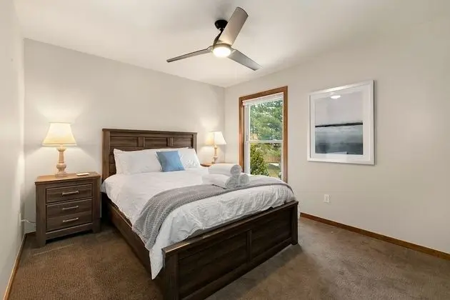 Ev, Birden Çok Yatak, Veranda, Bahçe Manzaralı (531 Spindrift Ct.)