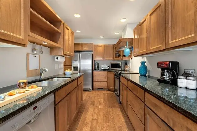 Ev, Birden Çok Yatak, Veranda, Bahçe Manzaralı (531 Spindrift Ct.)