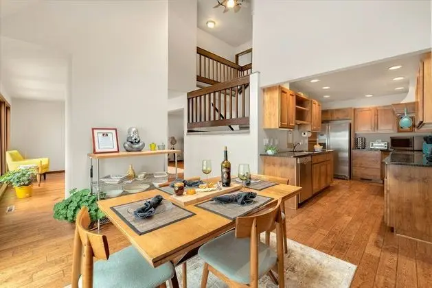 Ev, Birden Çok Yatak, Veranda, Bahçe Manzaralı (531 Spindrift Ct.)