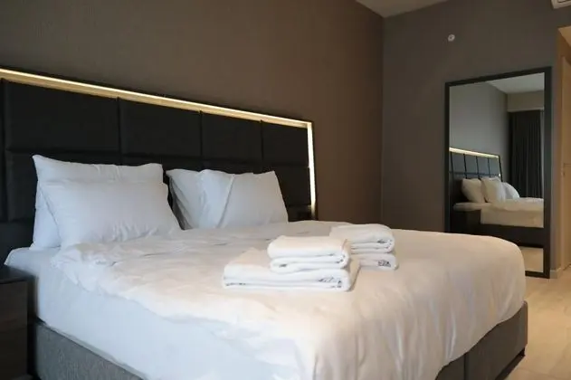 Deluxe King Suit, Avlu Manzaralı
