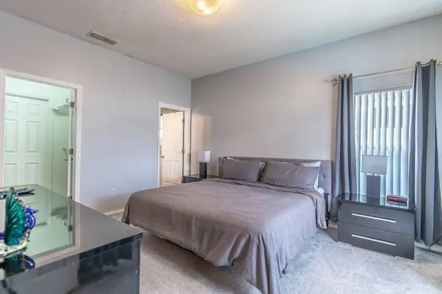 Ev (544 Fairways Lake Estate)