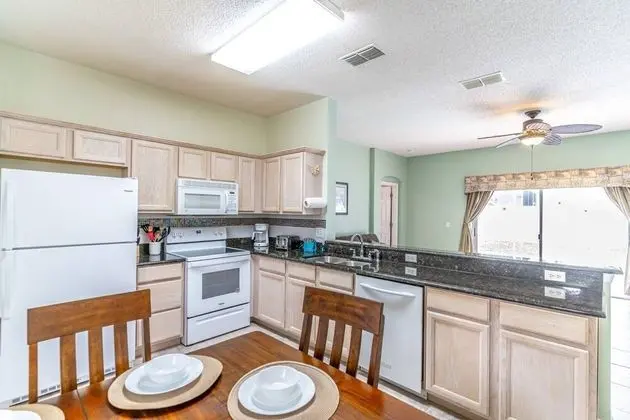 Ev (544 Fairways Lake Estate)