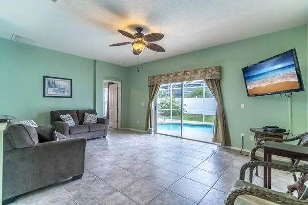 Ev (544 Fairways Lake Estate)