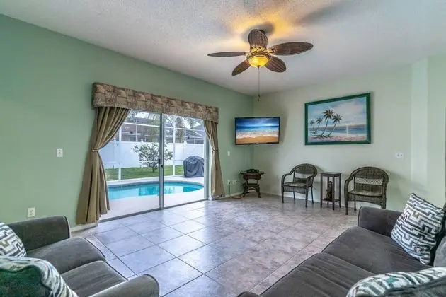 Ev (544 Fairways Lake Estate)
