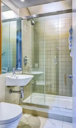 Tek Büyük Yataklı Oda, Şehir Manzaralı