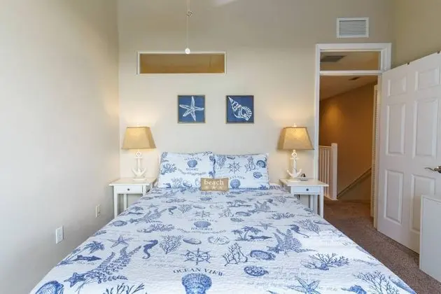 Apart Daire (577 Little Harbor)
