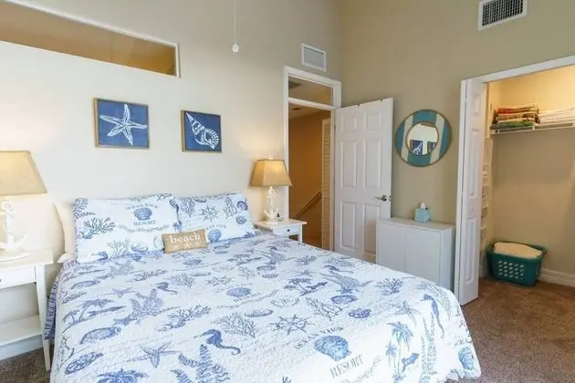 Apart Daire (577 Little Harbor)
