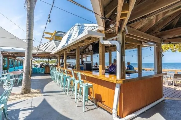 Apart Daire (577 Little Harbor)
