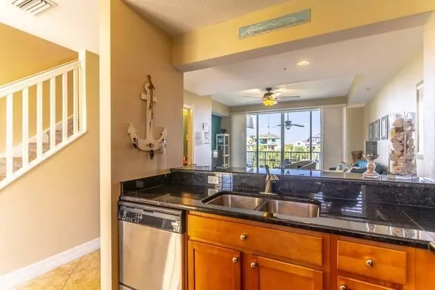 Apart Daire (577 Little Harbor)