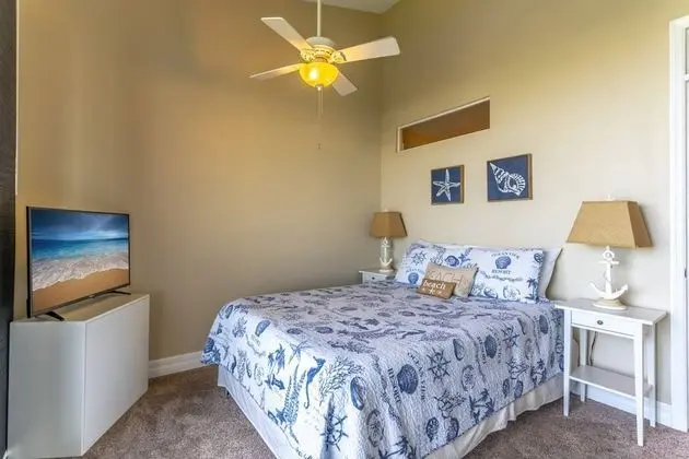 Apart Daire (577 Little Harbor)