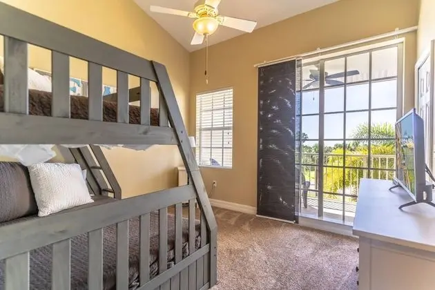 Apart Daire (577 Little Harbor)