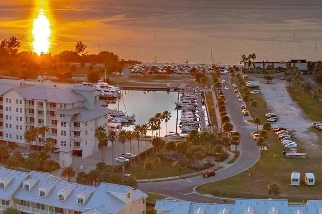 Apart Daire (577 Little Harbor)