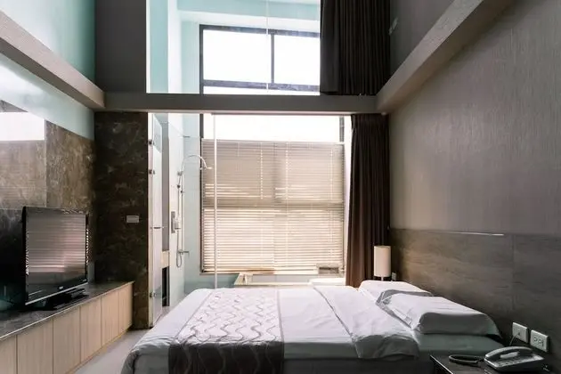 Deluxe Tek Büyük Yataklı Oda