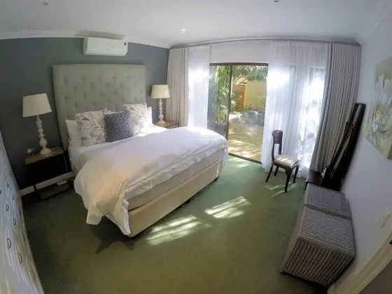 Executive Kır Evi, Bahçe Manzaralı