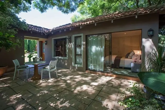 Executive Kır Evi, Bahçe Manzaralı