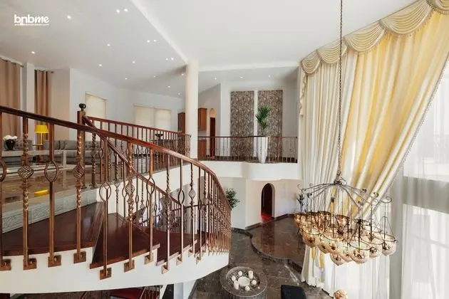 Luxury Villa