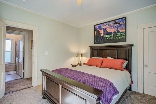 Ev (5 Bedrooms)
