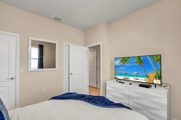 Villa (7387OAKMOSS)