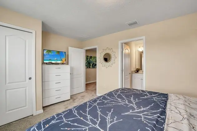 Villa (7387OAKMOSS)