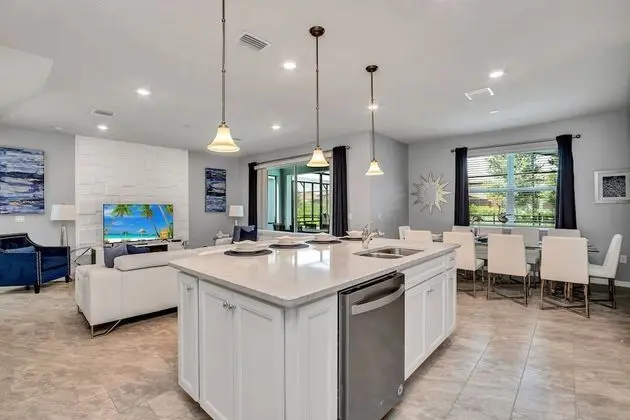 Villa (7387OAKMOSS)